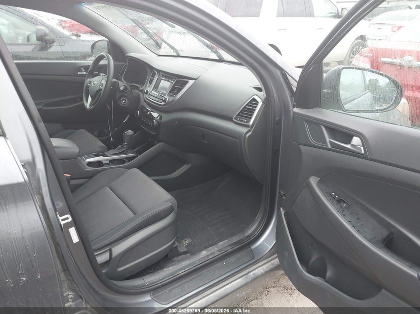 2017 HYUNDAI TUCSON auction photo 5