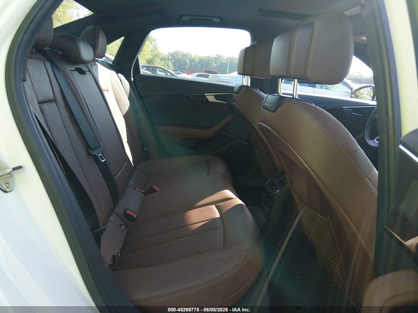 2019 AUDI A4 auction photo 8