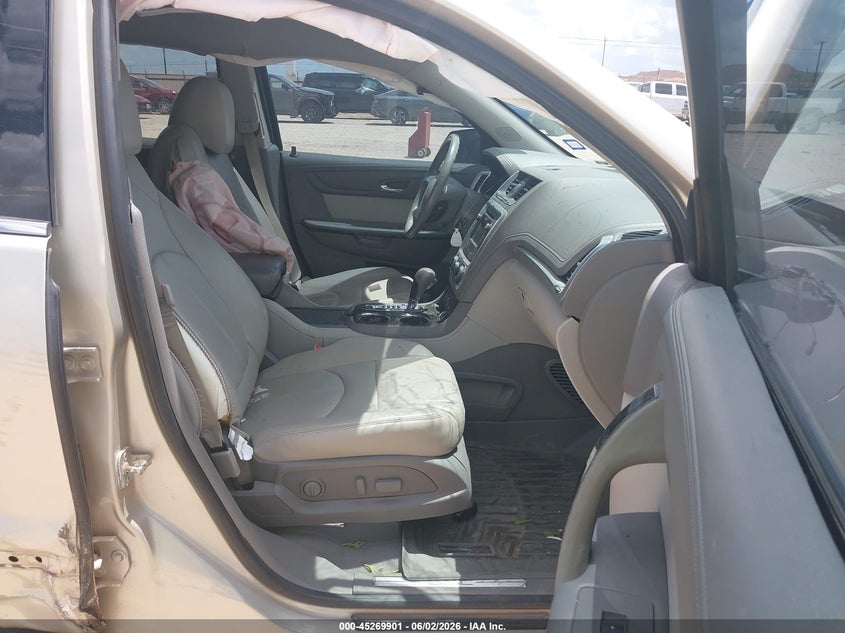 2014 GMC ACADIA auction photo 5