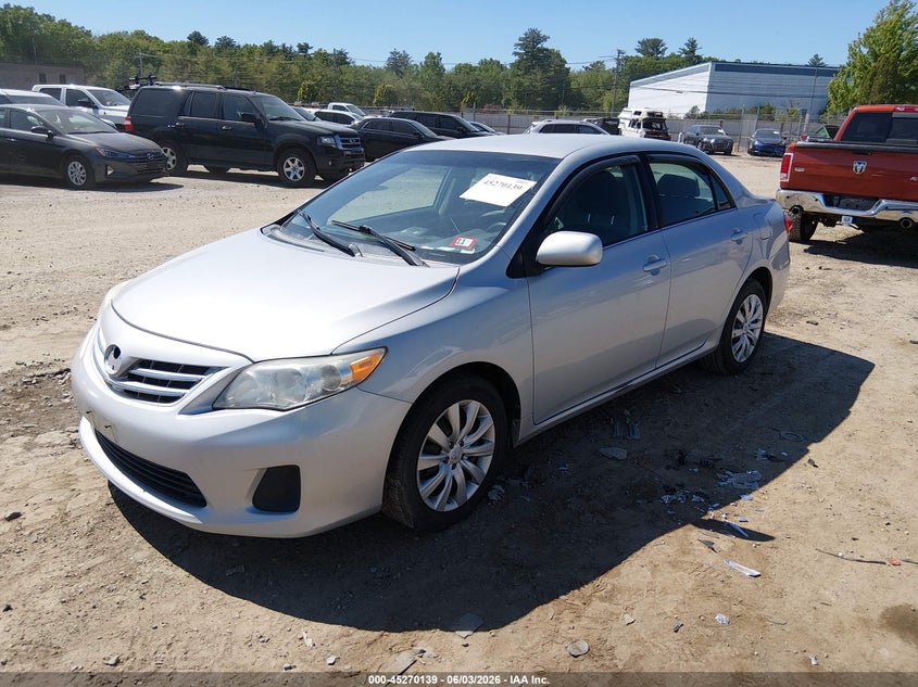 Vin: 2t1bu4ee5dc973573, lot: 45767965, toyota corolla le 20132