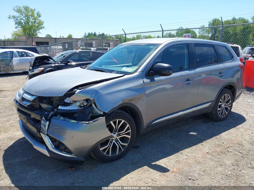 Vin: ja4az2a31hz022007, lot: 45767968, mitsubishi outlander es 20172
