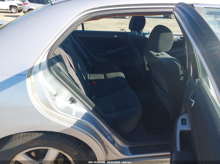 2004 Honda Accord 2.4 Ex VIN: 1HGCM56734A179090 Lot: 45270149