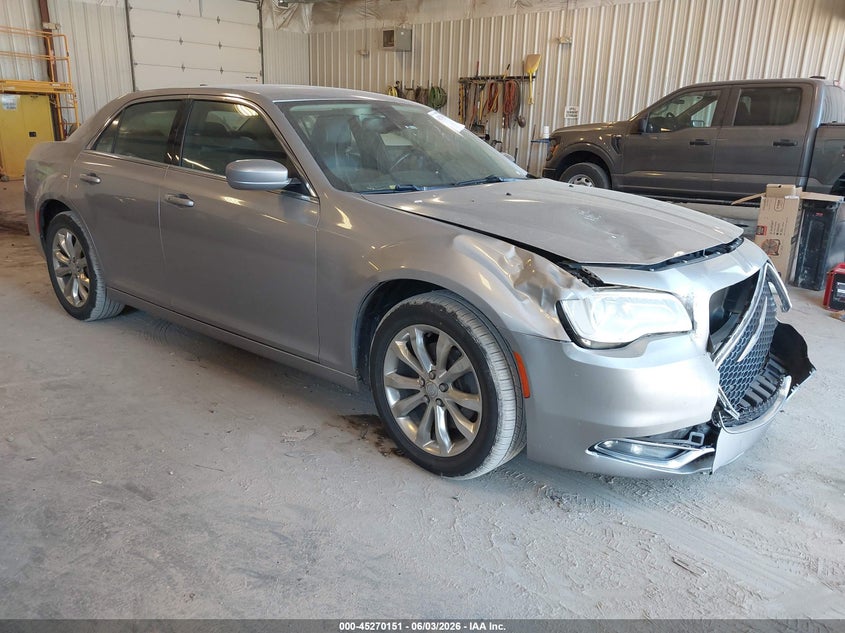 Vin: 2c3ccarg5fh923397, lot: 45767975, chrysler 300 limited 2015 img_1
