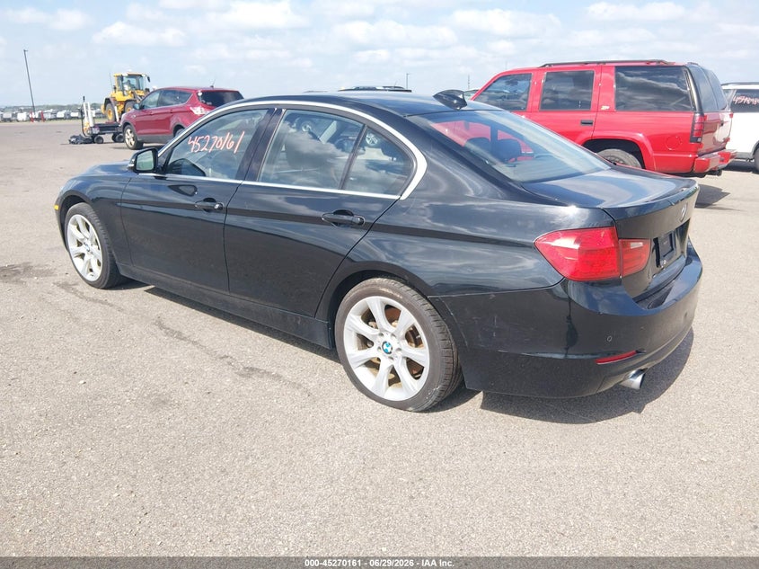 2013 BMW ACTIVEHYBRID 3 auction photo 3