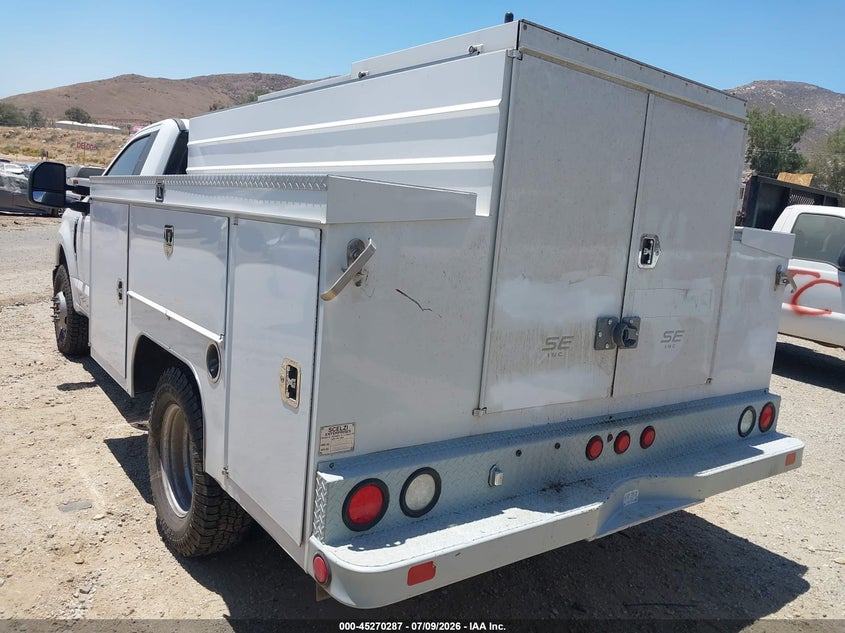 2021 FORD F-350 CHASSIS auction photo 3