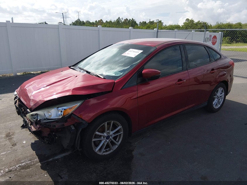 Vin: 1fadp3f24fl304579, lot: 45768157, ford focus se 20152