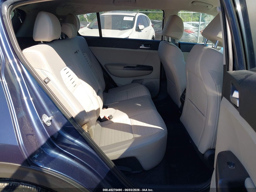2021 Kia Sportage Lx VIN: KNDPMCAC8M7869679 Lot: 45270490