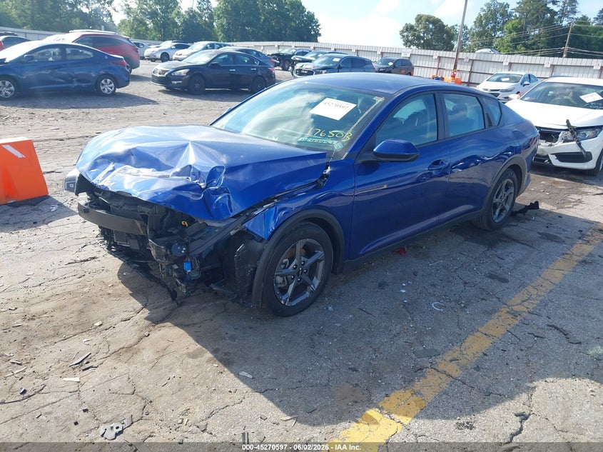 2025 KIA K4 auction photo 2
