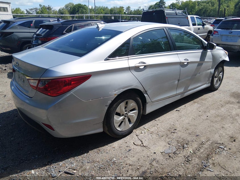 2014 HYUNDAI SONATA auction photo 4