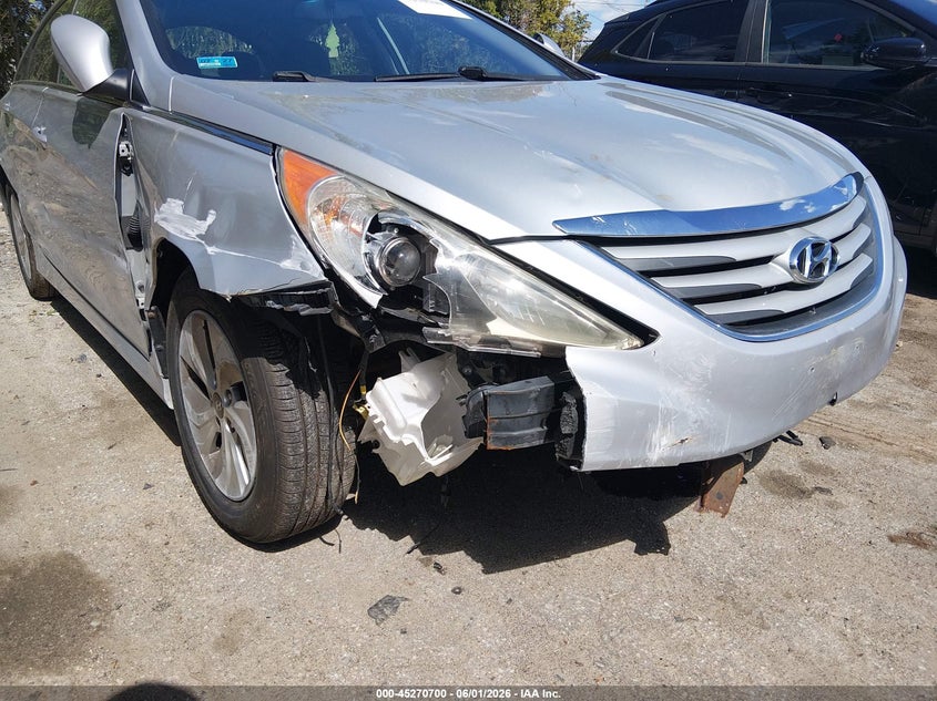 2014 HYUNDAI SONATA auction photo 6