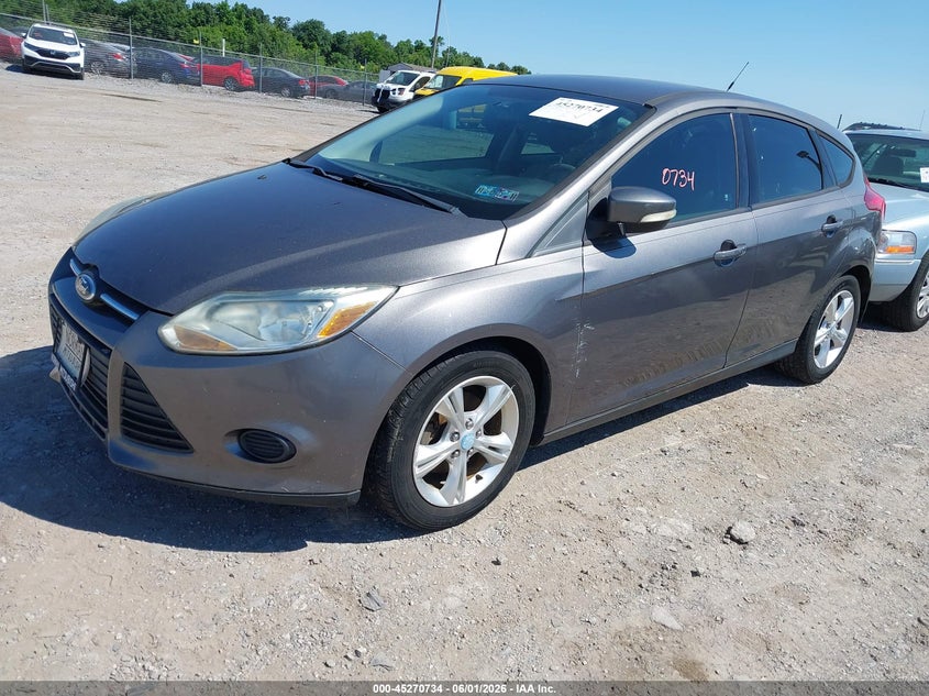 Vin: 1fadp3k25dl137765, lot: 45768558, ford focus se 20132