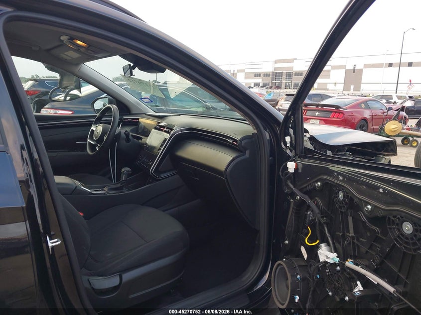 2024 HYUNDAI TUCSON auction photo 5