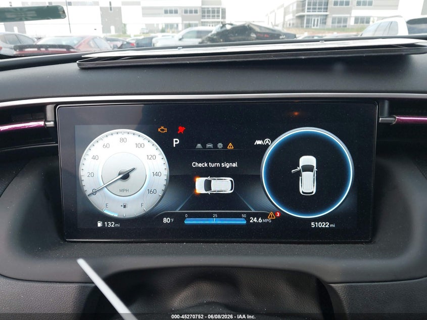 2024 HYUNDAI TUCSON auction photo 6