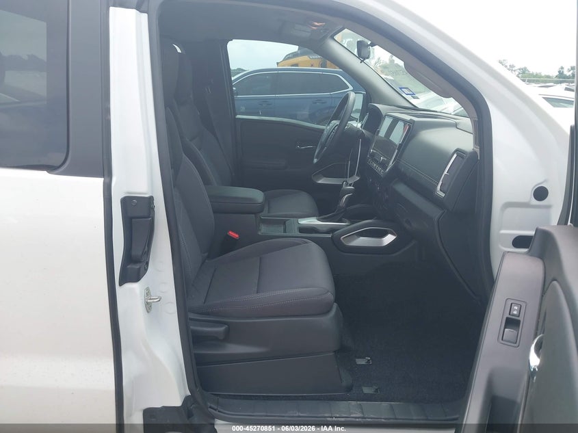 2025 NISSAN FRONTIER auction photo 5