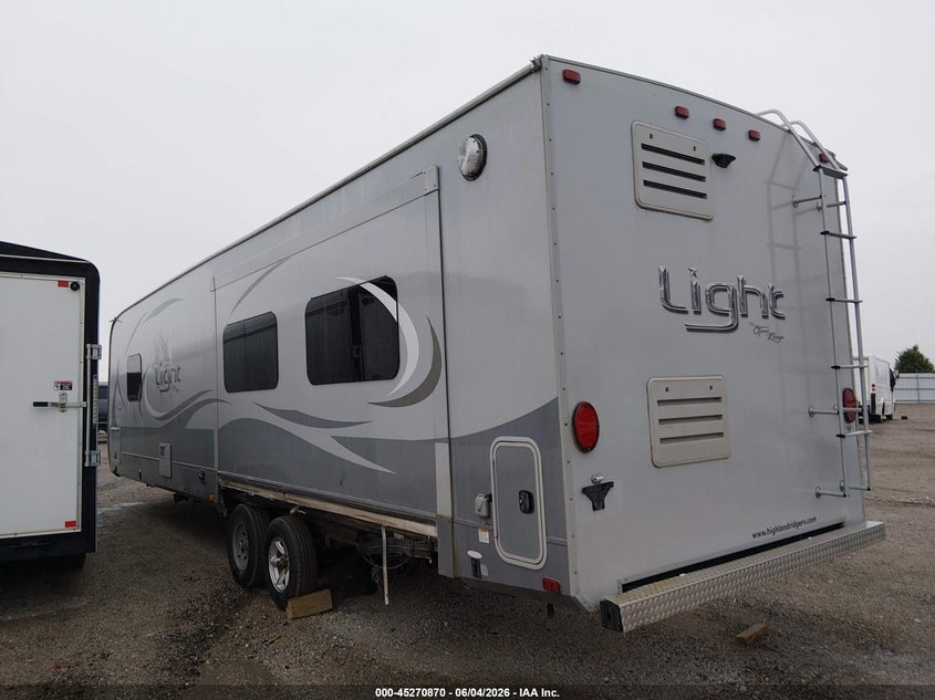 2015 OPEN RANGE RV LIGHT auction photo 3