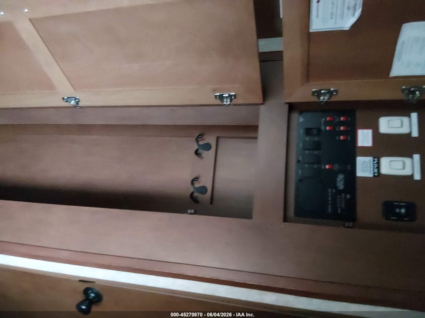 2015 OPEN RANGE RV LIGHT auction photo 7