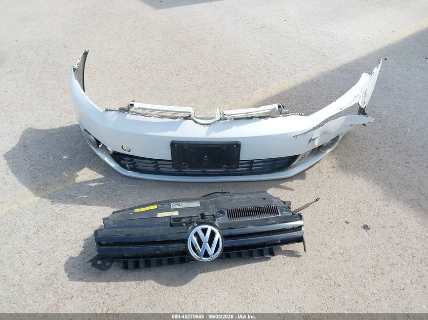 2011 Volkswagen Golf Tdi 4-Door VIN: WVWNM7AJ2BW011432 Lot: 45270885