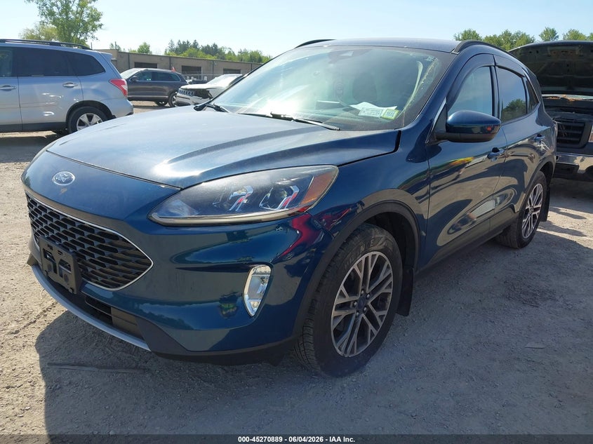 2020 FORD ESCAPE auction photo 2
