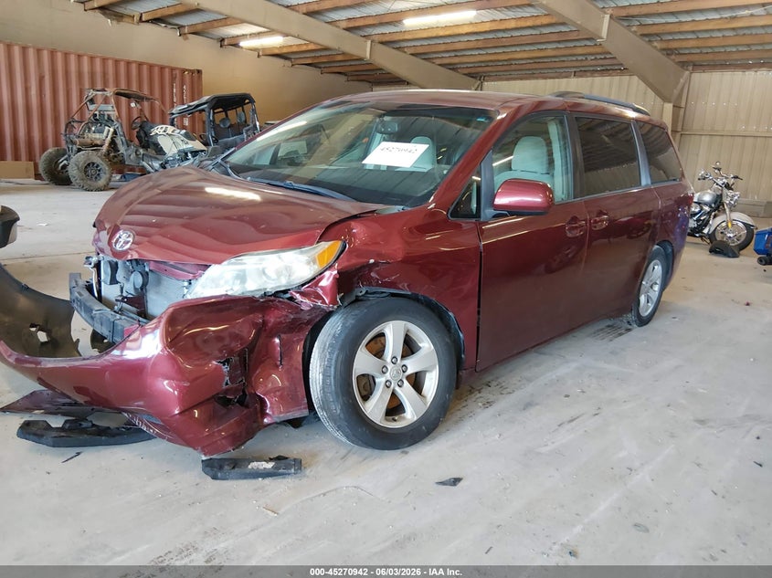 Vin: 5tdkk3dc6fs542122, lot: 45768766, toyota sienna le 8 passenger 20152