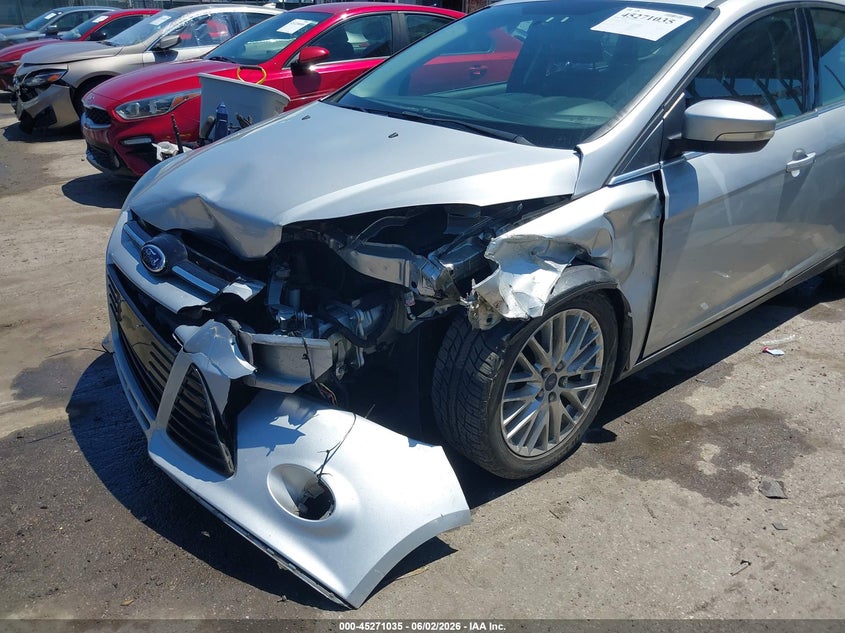 2014 FORD FOCUS auction photo 6