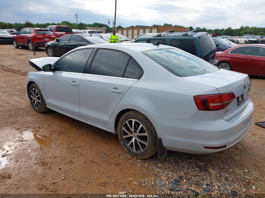Vin: 3vwdb7aj4jm204386, lot: 45768913, volkswagen jetta 1.4t se/1.4t wolfsburg edition 20183