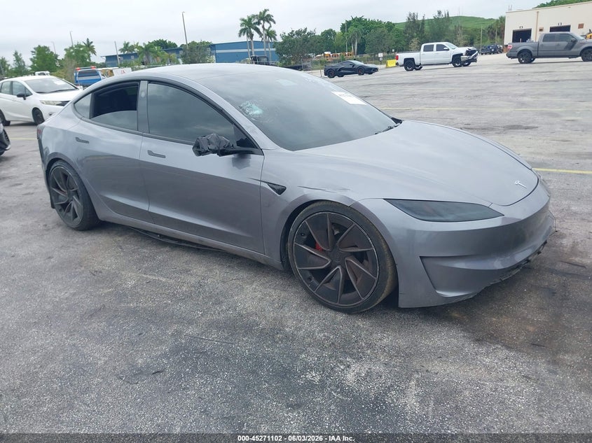Vin: 5yj3e1et8rf862713, lot: 45768926, tesla model 3 performance all-wheel drive 2024 img_1