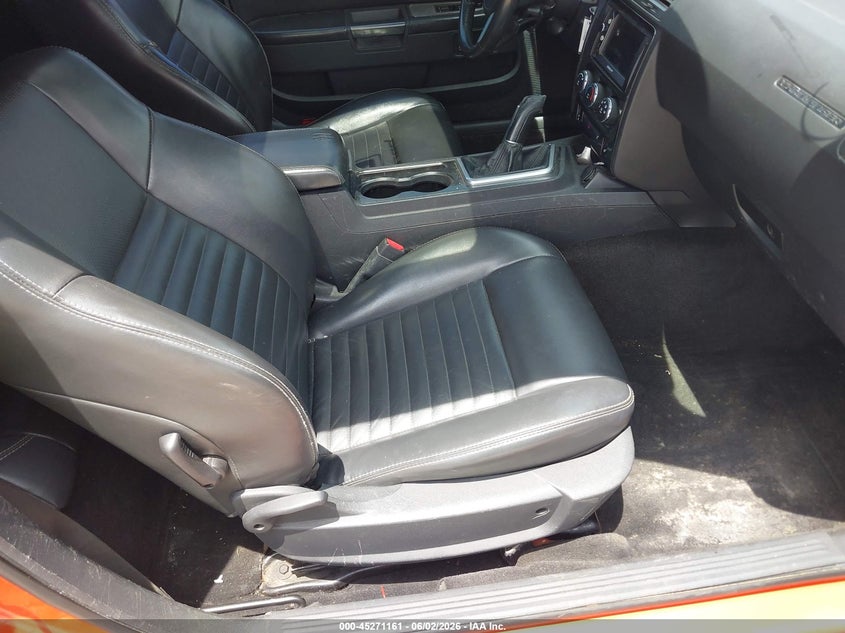 2010 DODGE CHALLENGER auction photo 5