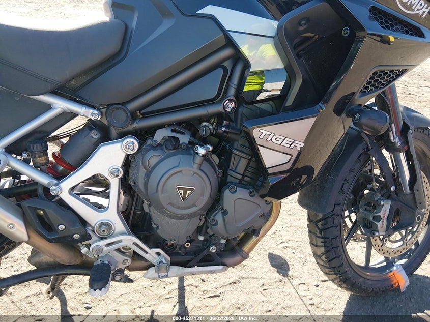 2023 TRIUMPH MOTORCYCLE TIGER auction photo 8