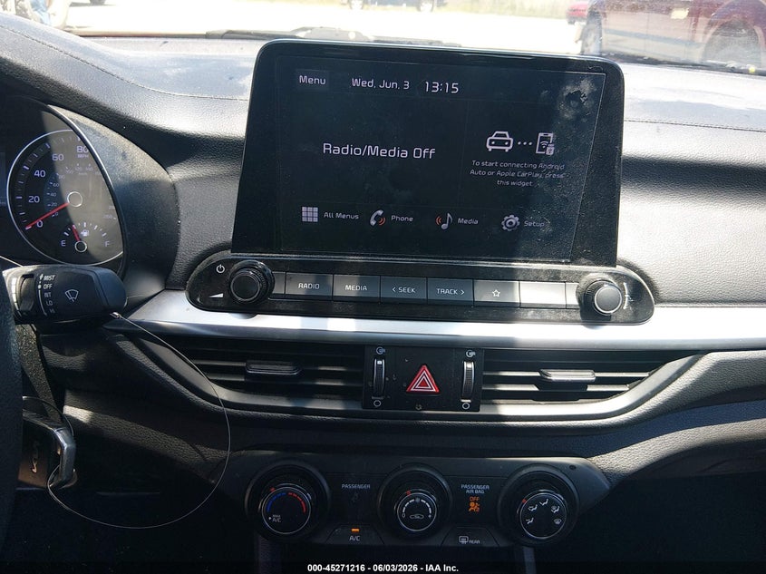 2022 KIA FORTE LXS · Фото 18