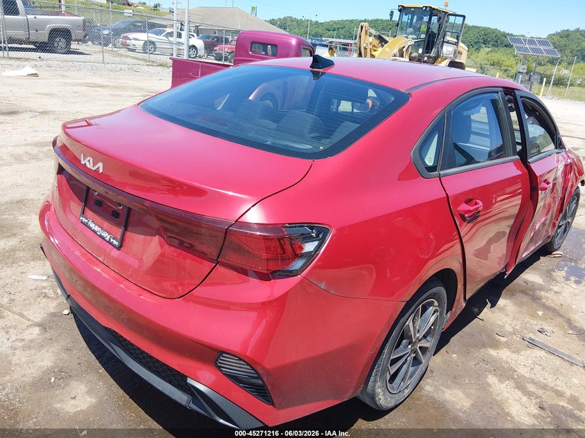 2022 KIA FORTE LXS · Фото 4