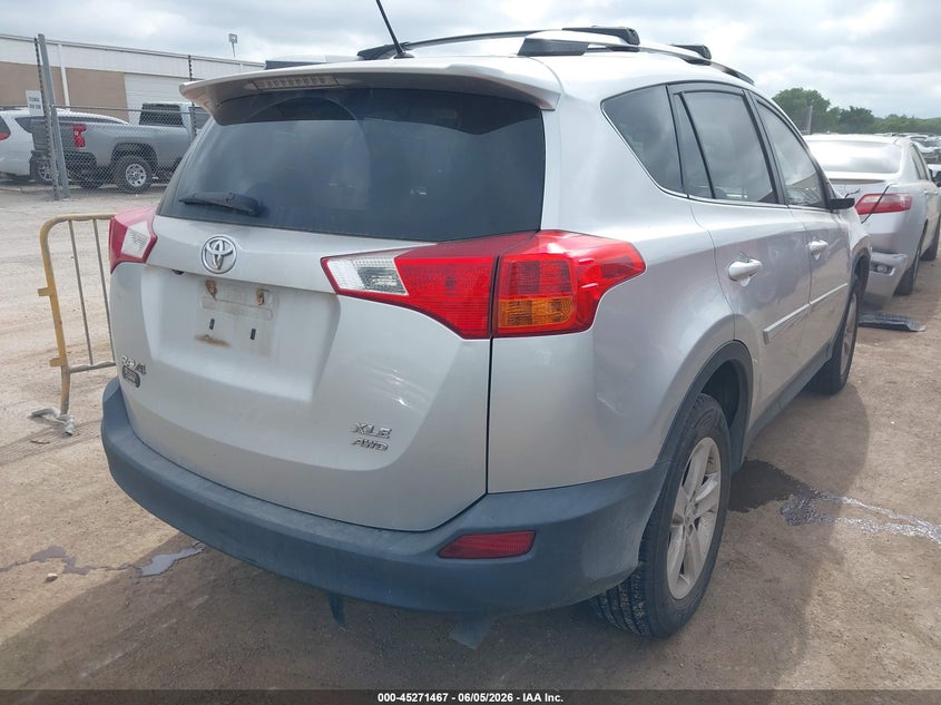 2013 TOYOTA RAV4 auction photo 4