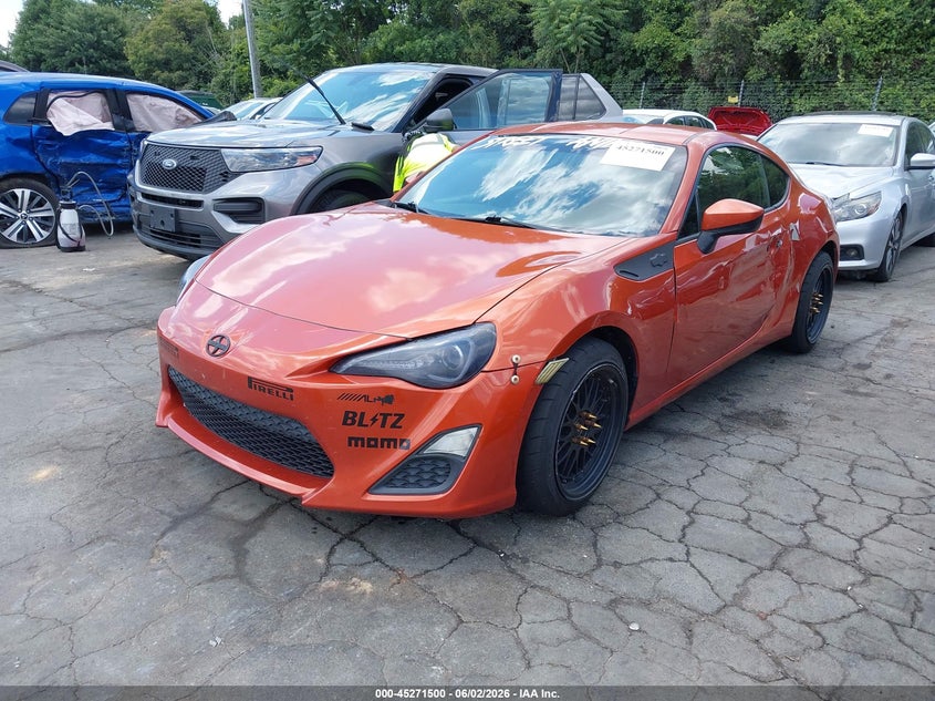 Vin: jf1znaa12d1710917, lot: 45769324, scion fr-s 20132