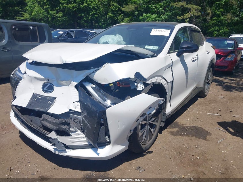 2024 LEXUS RZ 300E PREMIUM — Фото 2