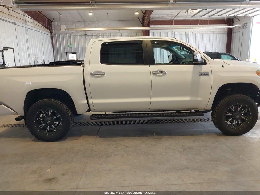 2016 Toyota Tundra Platinum 5.7L V8 VIN: 5TFAW5F14GX555504 Lot: 45271577
