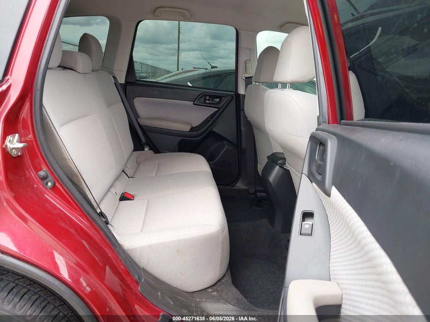 2018 SUBARU FORESTER auction photo 8