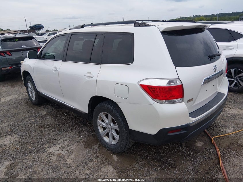 Vin: 5tdzk3ehxds089855, lot: 45769540, toyota highlander base plus v6 20133