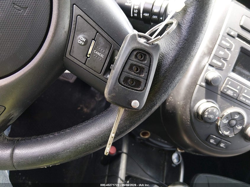 2012 Kia Soul + VIN: KNDJT2A61C7747032 Lot: 45271723
