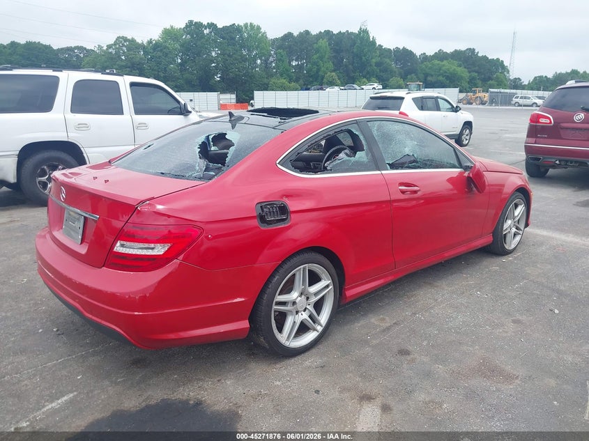 Vin: wddgj4hb7dg062832, lot: 45769700, mercedes-benz c 250 20134