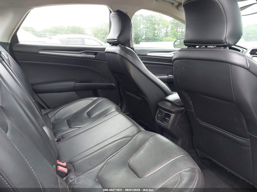 2015 FORD FUSION auction photo 8