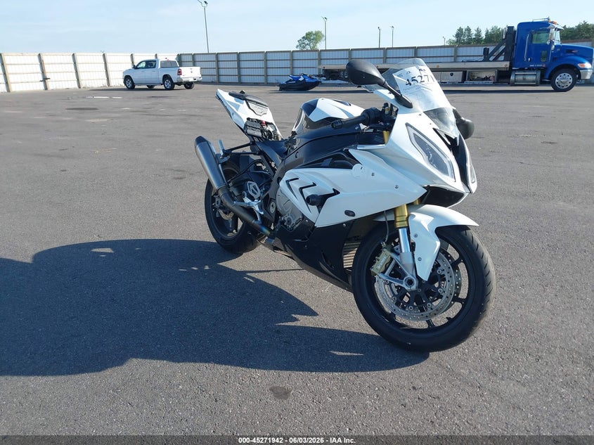 2016 BMW S 1000 auction photo 1