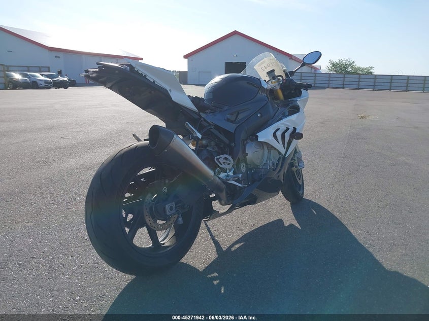 2016 BMW S 1000 auction photo 4