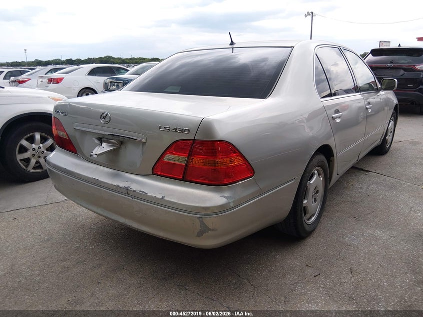 2002 LEXUS LS 430 auction photo 4