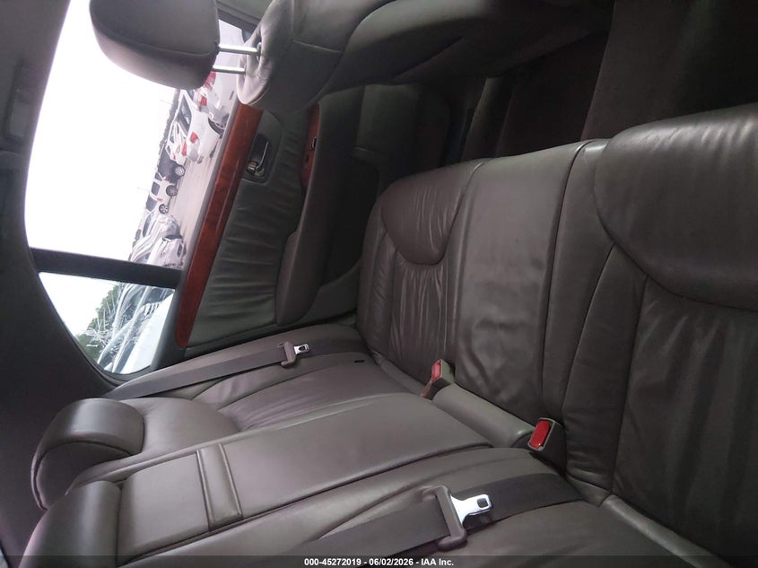 2002 LEXUS LS 430 auction photo 8