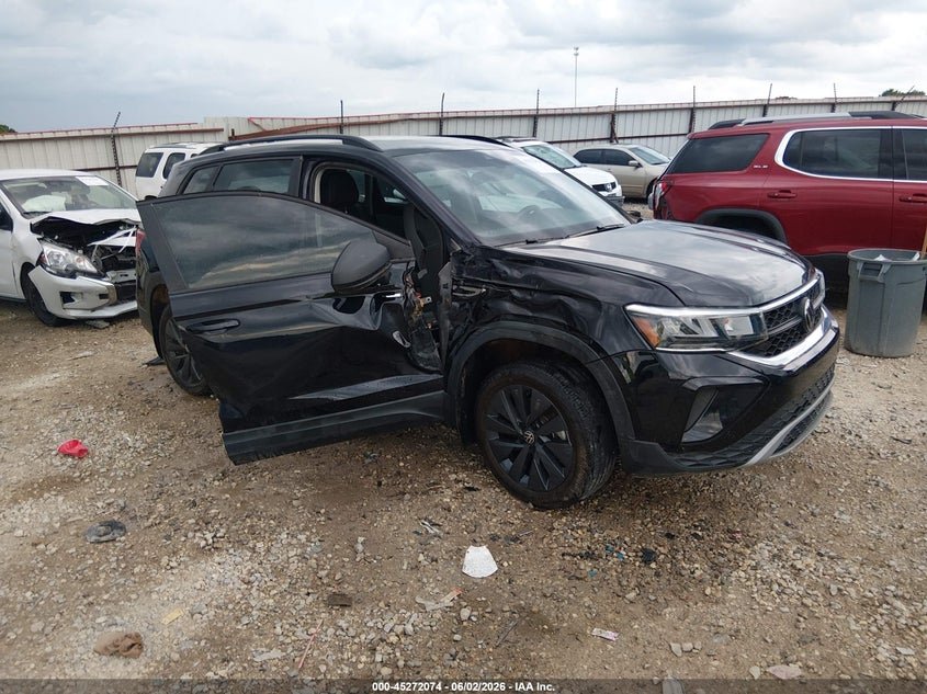 2024 VOLKSWAGEN TAOS auction photo 1