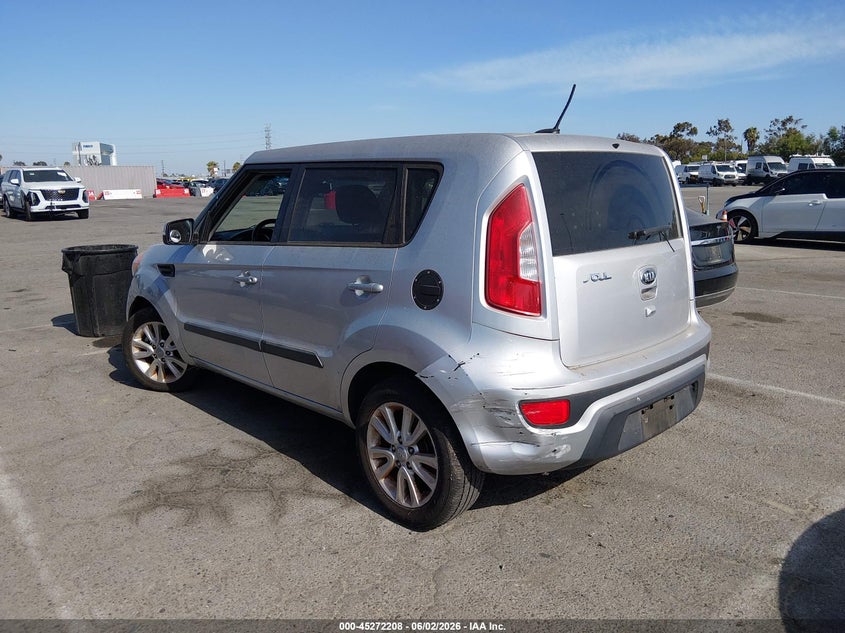 Vin: kndjt2a64d7772752, lot: 45770032, kia soul + 20133