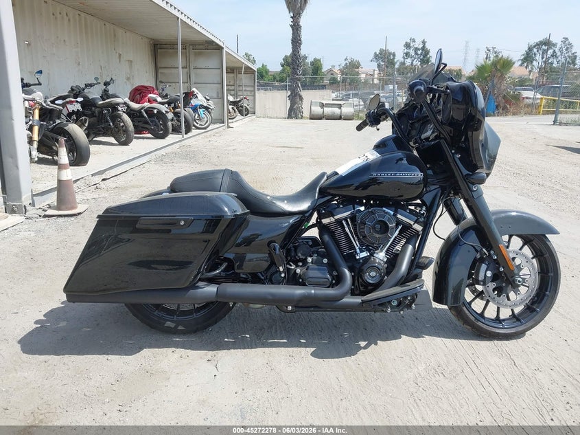 2018 Harley-Davidson Flhxs Street Glide Special VIN: 1HD1KRC39JB663838 Lot: 45272278