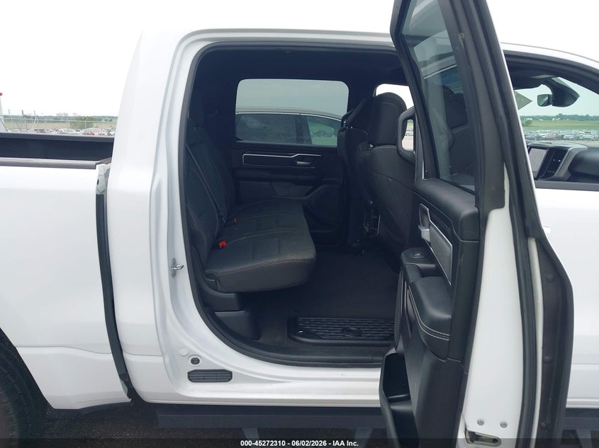 2020 RAM 1500 auction photo 8