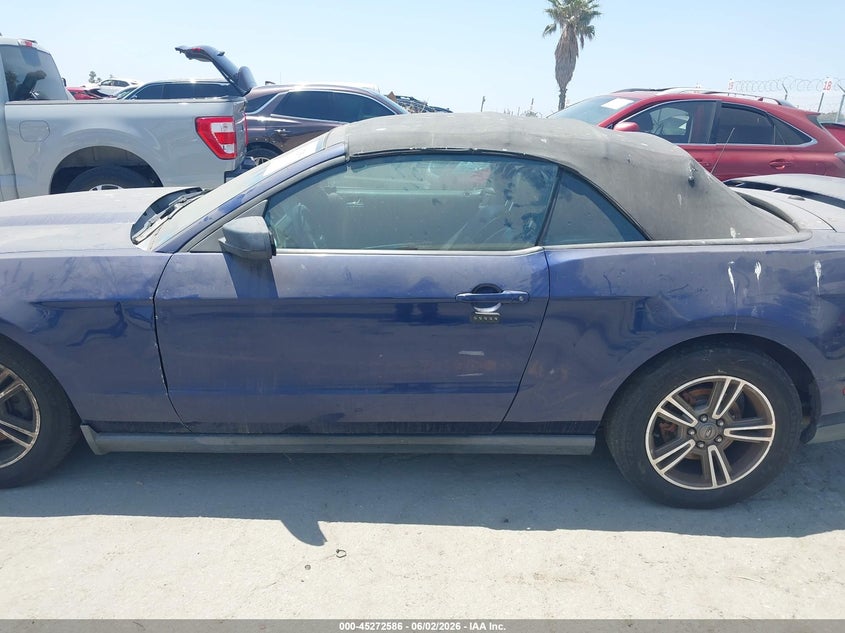 2012 Ford Mustang 3.7 V6 Premium blue Lot 111045272586 Vin 1ZVBP8EM6C5230483