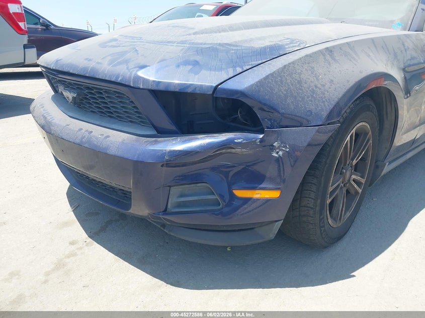 2012 Ford Mustang 3.7 V6 Premium blue Lot 111045272586 Vin 1ZVBP8EM6C5230483