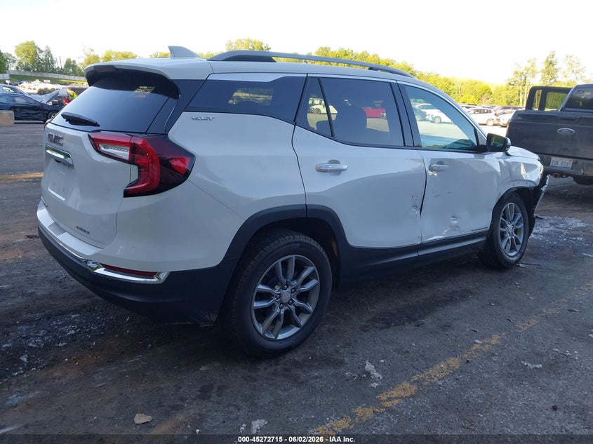 2024 GMC TERRAIN auction photo 4